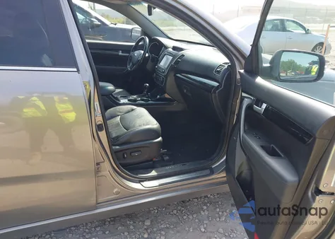 2015 Kia Sorento Sx V6 z USA, uszkodzony, nr VIN 5XYKWDA72FG596032